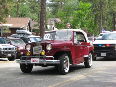 A fine picture of a Willys Jeepster.